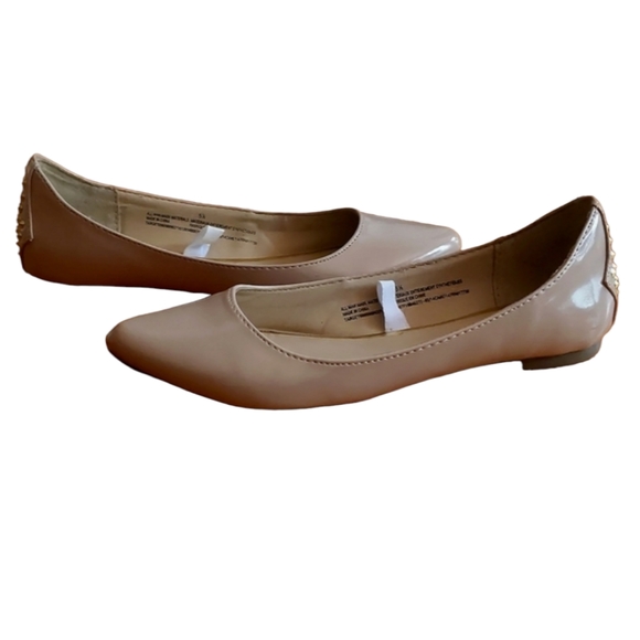 Mossimo, Nude Patent flats with gold studs at the back size 5 1/2 - Picture 3 of 10